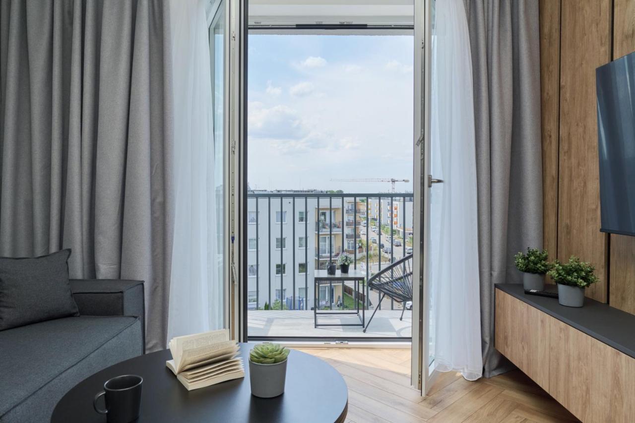 Exclusive Apartment With Balcony & Parking Wroclaw By Renters Prestige エクステリア 写真