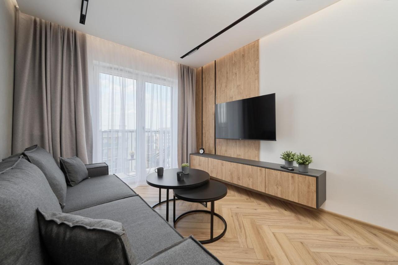 Exclusive Apartment With Balcony & Parking Wroclaw By Renters Prestige エクステリア 写真