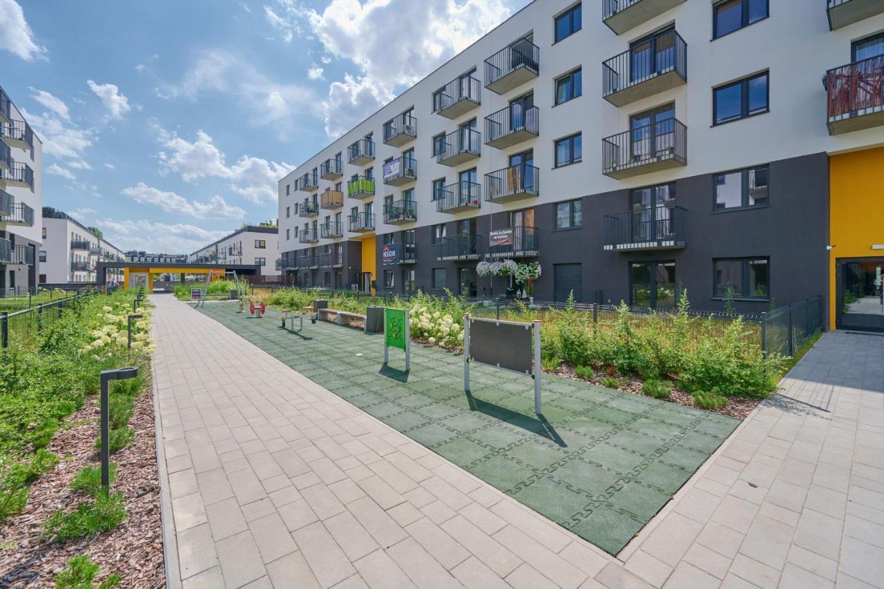 Exclusive Apartment With Balcony & Parking Wroclaw By Renters Prestige エクステリア 写真